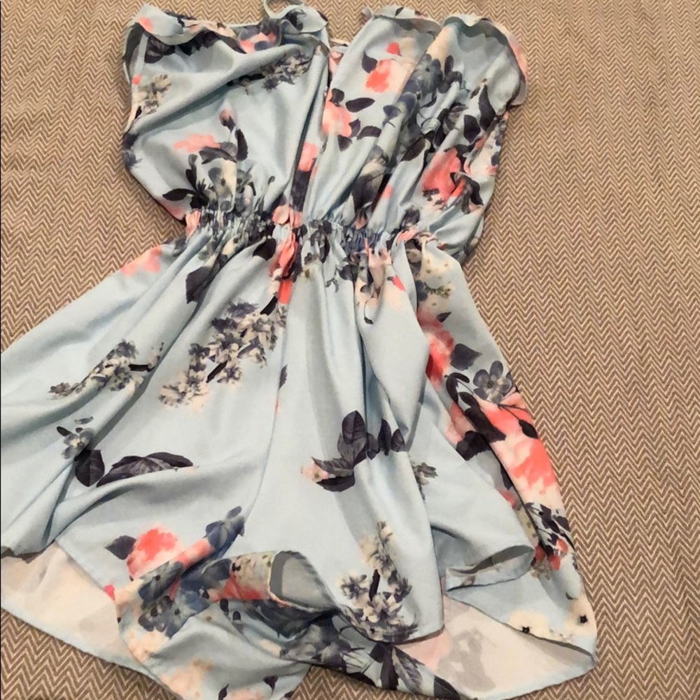 Floral tie back ruffle romper